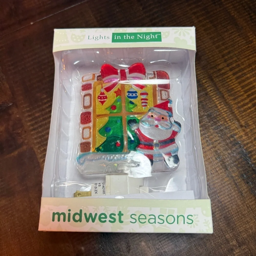 Night LIGHTS IN THE NIGHT Midwest Holly Jolly Santa Night Light Christmas Decor